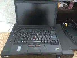 Dijual bekas Laptop Lenovo  Thinkpad X200 12in