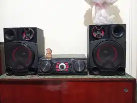 Speaker LG XBOOM CM8460