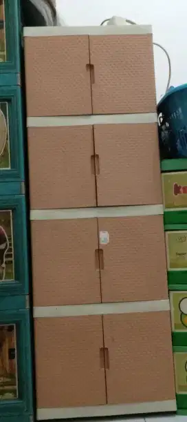 Lemari bongkar pasang