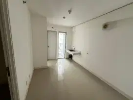 Disewakan unit 2BR un furnished tower F. Lt22