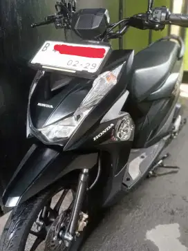 Honda Beat Street Tahun 2024 KM 4rb Asli B DKI Masih Sangat Mulus