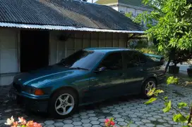 BMW E36 M40 Tahun 1992 Manual Warna Boston Green