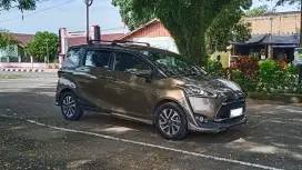 Toyota Sienta tipe Q cvt 2016