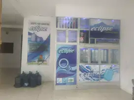 Di butuhkan pria buat isi ulang bagian keliling kirim Galon