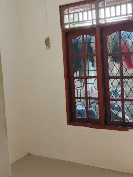 Rumah Ciracas Disewakan