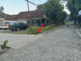Tanah Strategis Hook 2Muka Kawasan Perumahan Dekat Stadion Maguwoharjo