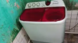 mesin cuci 2 tabung merk Sharp ukr 8kg