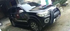 Mobil kluarga toyota fortuner g disel metik
