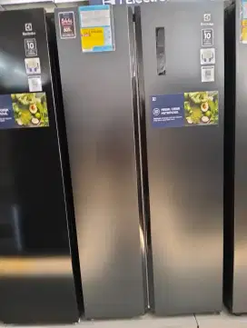 Cicilan Kulkas Electrolux 505L SBS