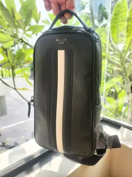 Tas Selempang Pria Bally  ASLI!