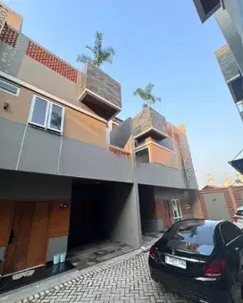 DIJUAL RUMAH MURAH BRAND NEW SIAP HUNI DI JAGAKARSA JAKARTA SELATAN