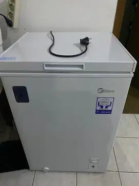 Dijual deep freezer midea HS 129 C 100 liter