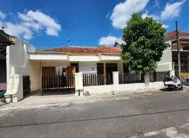 Rumah solo kota murah di Banyuagung Banjarsari