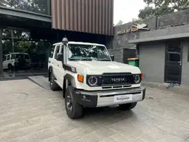 Toyota Land Cruiser 76 GXL Wagon 2.8L A/T NIK 2025