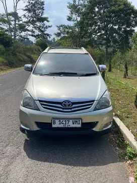 TOYOTA INNOVA TYPE G DIESEL MT TAHUN 2010