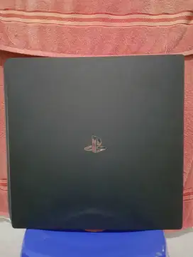 PS4 Pro 1TB CUH70 FW 12.50 11.00