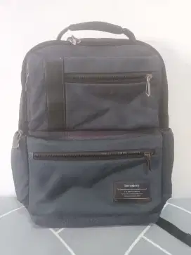 Dijual tas samsonite