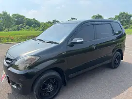 Daihatsu Xenia 2011 Bensin