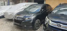 Honda HRV 2018 Prestige Low KM (like new)