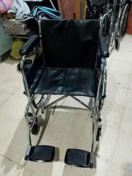 Kursi roda bekas