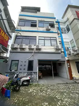 Ruko Komersil di Ruko Cipete Permai Building Cilandak Jakarta Selatan