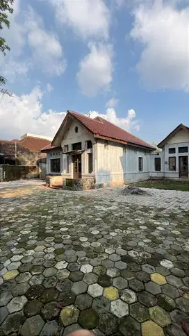 Ruang Usaha Sayap Riau Bandung Strategis