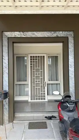 Rumah 2 lantai ayodhya garden kota ayodhya