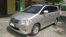 Toyota Kijang Innova 2012 Diesel