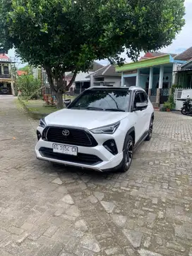 Yaris Cross GR HV CVT TSS th 2023 (Matic, Hybrid)