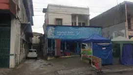 Disewakan Ruko 3 Lantai (Lantai 3 Terbuka) Lokasi Strategis
