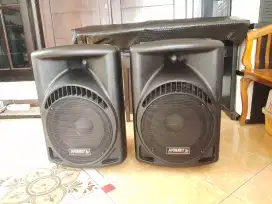 Sepasang speaker aktif 12 inch Journey Pro mulus dan full pri