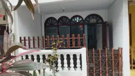 DI KONTRAKAN RUMAH TINGGAL