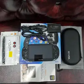 COLLECTOR PS VITA fat OLED fullset lengkap mulus like new