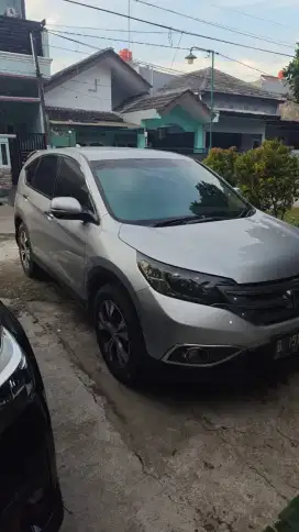 Dijual Honda CR-V 2013 | SUV Irit & Tangguh, Siap Pakai!