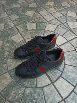 Sepatu Gucci snakers casual size 40 second