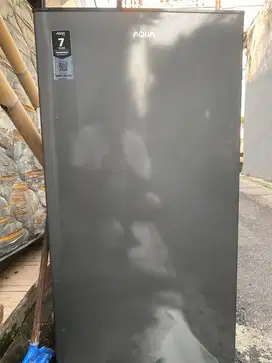 Kulkas aqua 1 pintu