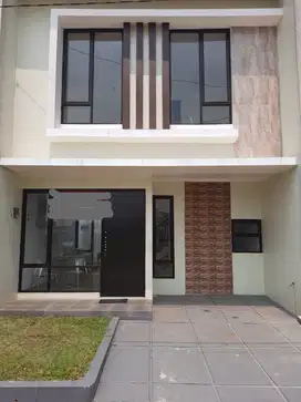 Rumah Cantik Tingkat 300meter Stasiun Sudimara