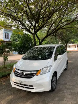 Honda Freed SD AT THN 2013