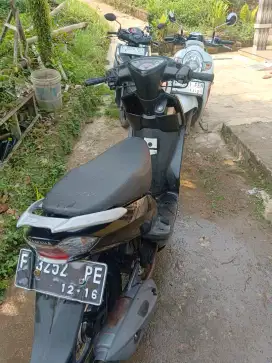 FORSALE YAMAHA MIO 2011 FULL ORIGINAL MESIN SEGEL