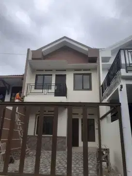 Dijual 5 Unit Rumah 2 Lantai On Progress Di Turangga