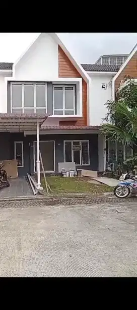 Rumah mewah di komp medan resort city