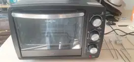 Microwave Cosmos CO 9919 R