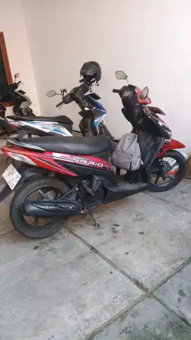 Vario karbu 110 tahun 2010 merah hitam