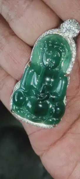 Jadeite jade giok Burma type A