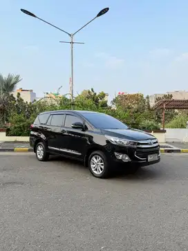 Toyota Kijang Innova V AT Diesel 2017 tangan pertama