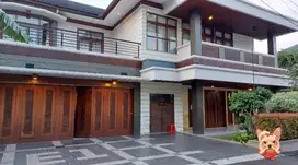 Dijual Rumah murah di Kemang