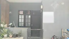 Rumah Strategis Samping SDN deket Brin cocok untuk usaha