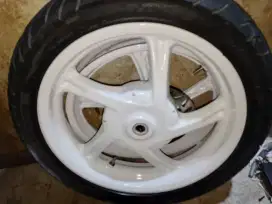 Velek Mio tapak lebar 125