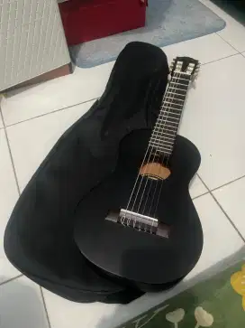 Guitalele Yamaha 2024