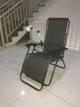 Kursi Selonjoran Anti Gravity
